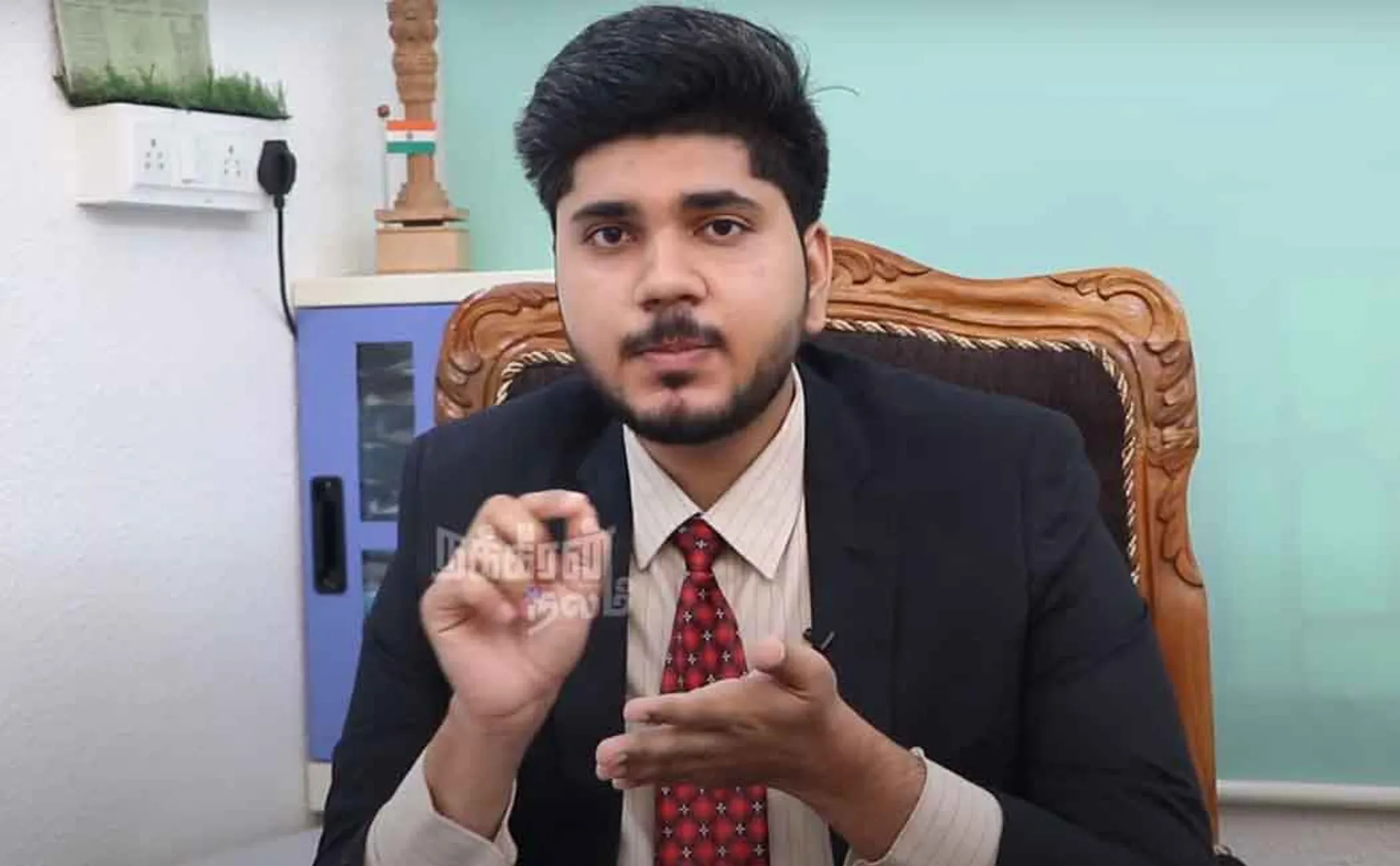  What causes yellow teeth? - explains dentist Arun Kanishkar